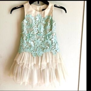 Super cute formal dress